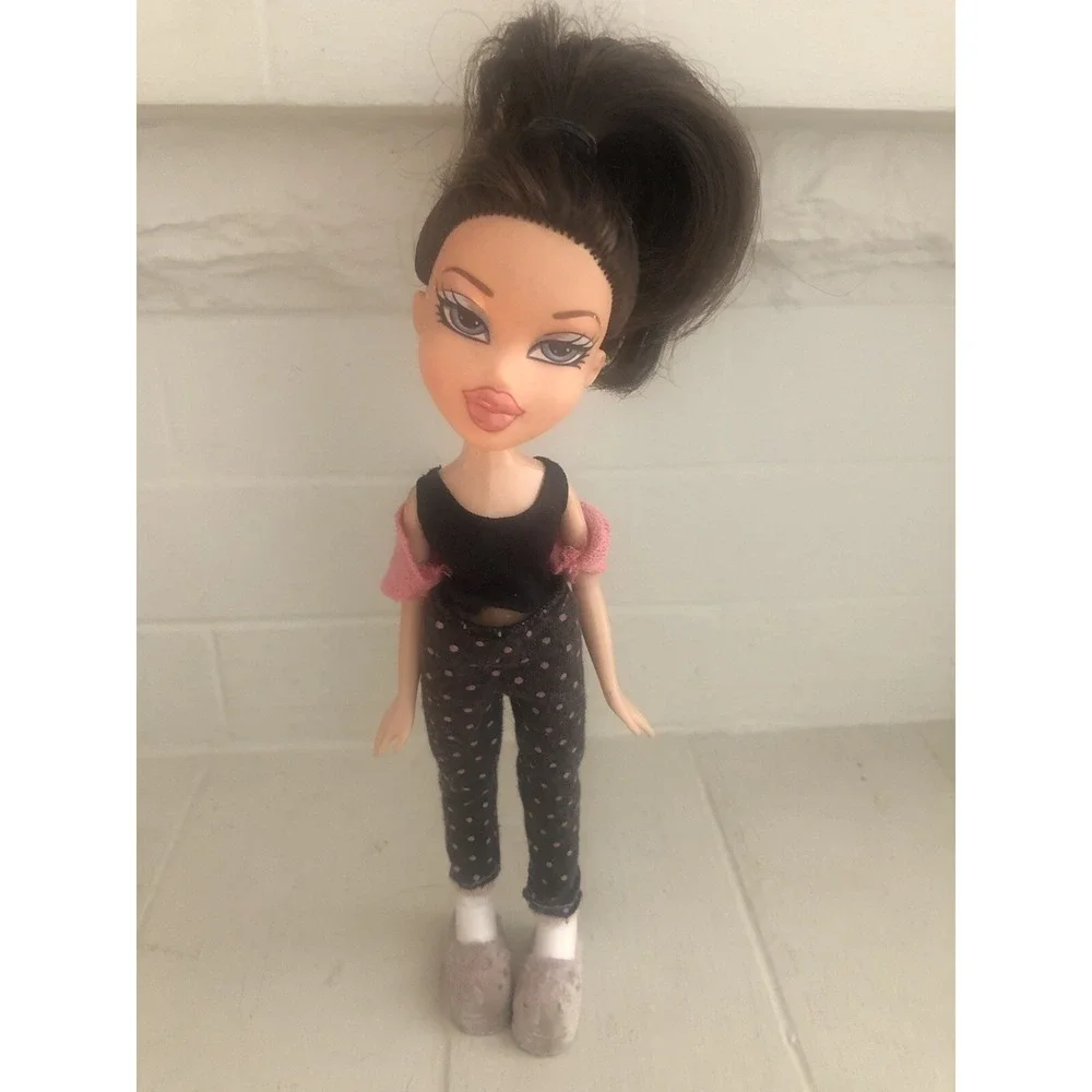Mga bratz 2001